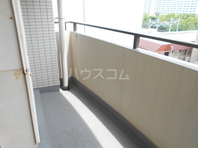 19/28 バルコニー