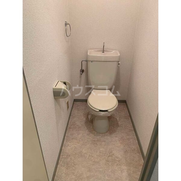 16/27 トイレ