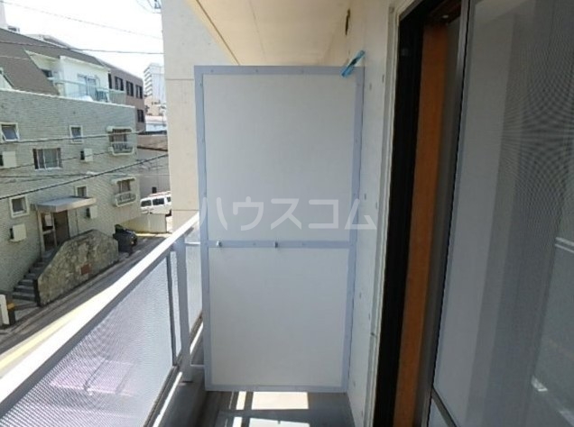 13/19 バルコニー