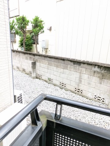 22/30 バルコニー