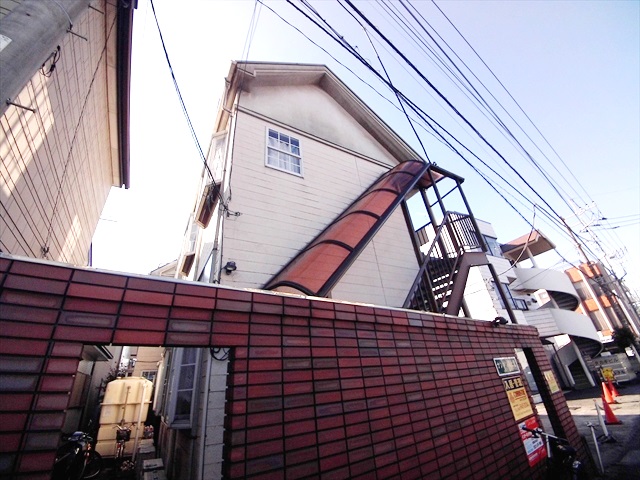 22/29 エントランス