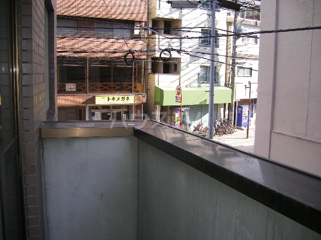 19/30 バルコニー