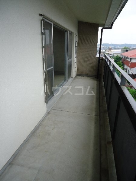 16/27 バルコニー