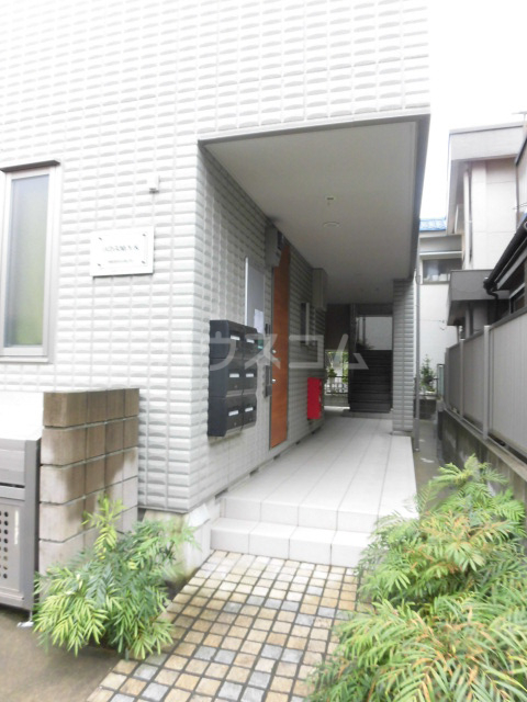 2/10 エントランス