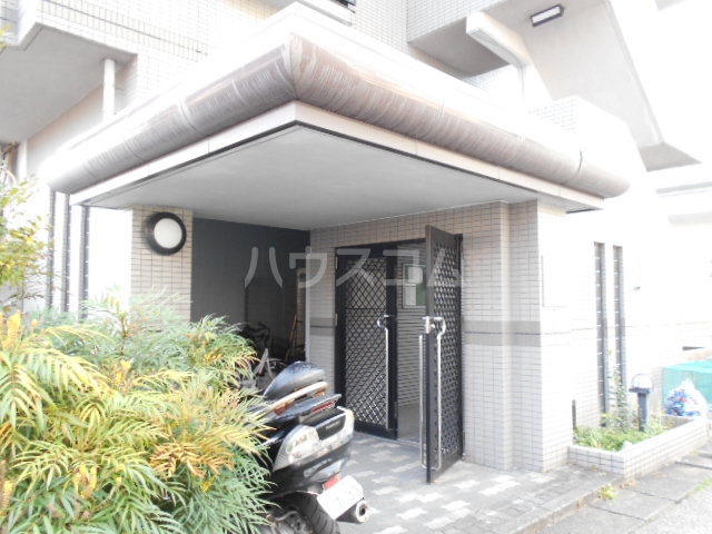 17/21 エントランス