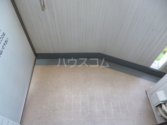 16/27 バルコニー