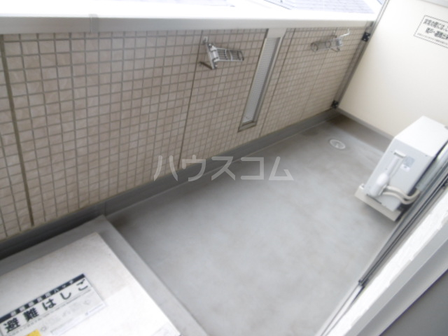 20/30 バルコニー