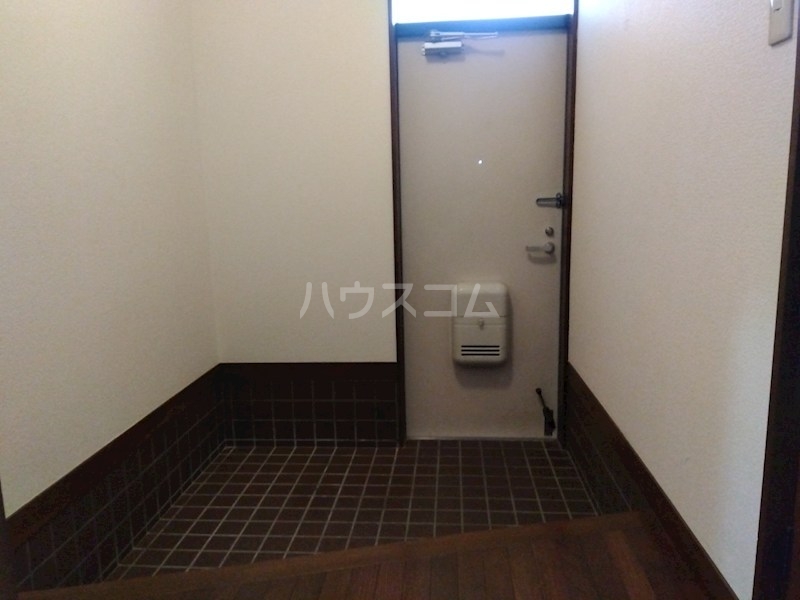 13/30 玄関