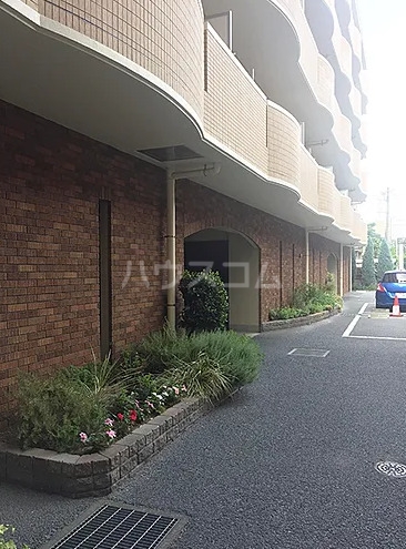 2/10 エントランス