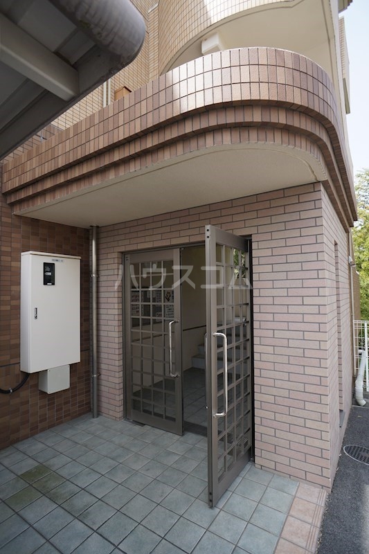 2/6 エントランス