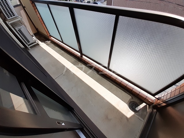 13/26 バルコニー