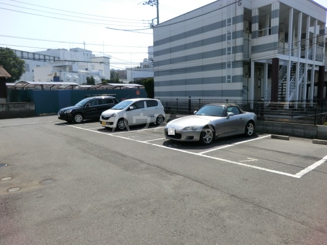 19/26 駐車場