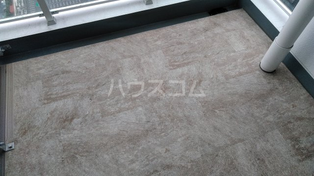 25/30 バルコニー