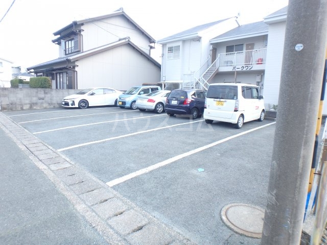 17/23 駐車場