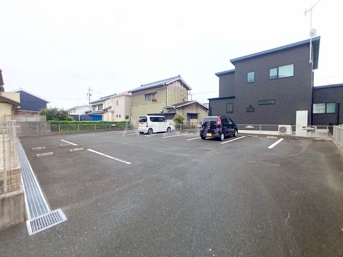 21/30 駐車場