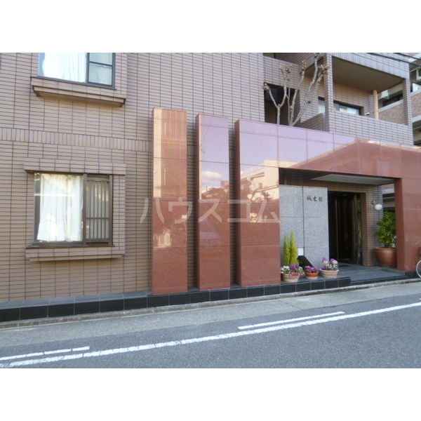 14/17 エントランス