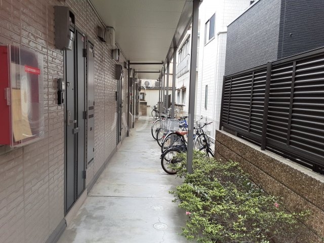 3/4 エントランス