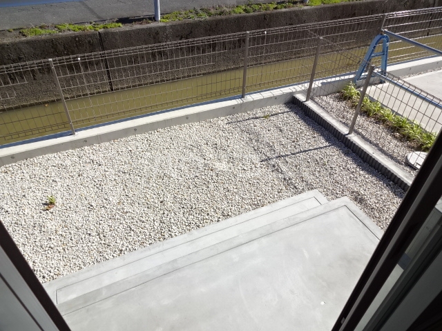 17/30 バルコニー