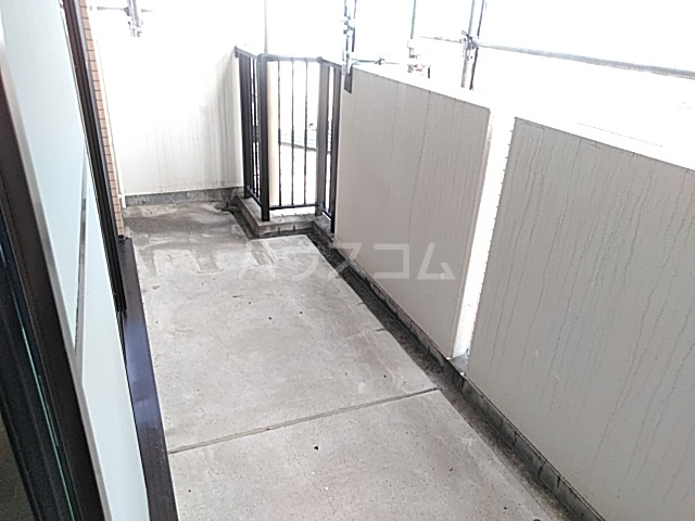 18/30 バルコニー