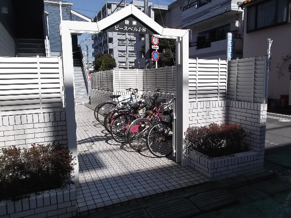 15/22 エントランス