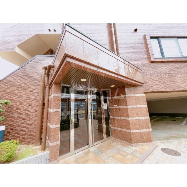 17/24 エントランス