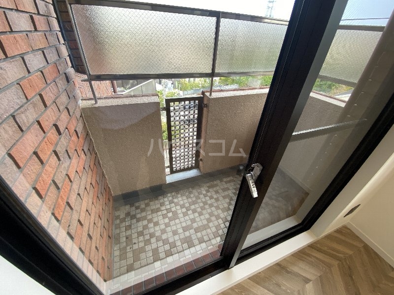 19/30 バルコニー