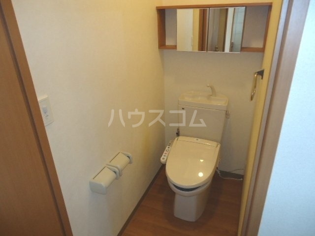 14/30 トイレ