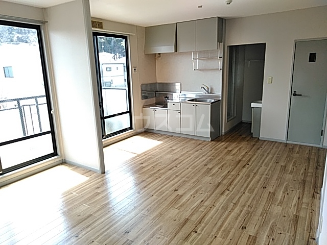 3/20 リビング/ダイニング