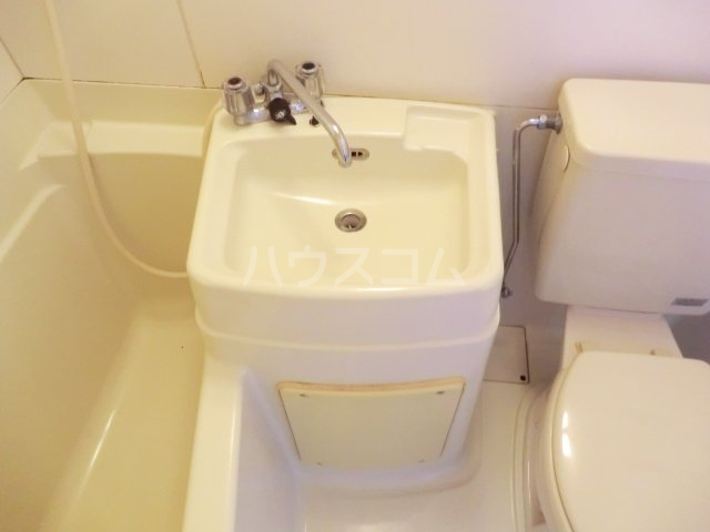 14/30 洗面