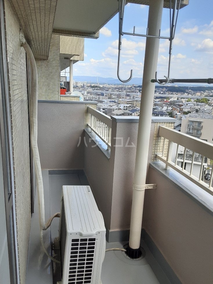 16/23 バルコニー