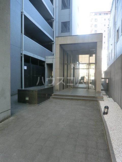 19/29 エントランス