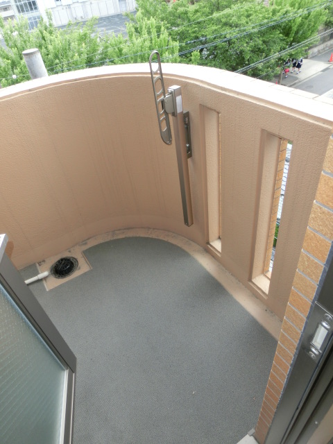 18/29 バルコニー