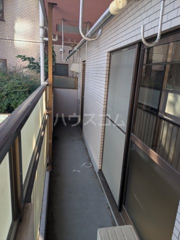 2/4 エントランス