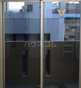 13/18 バルコニー