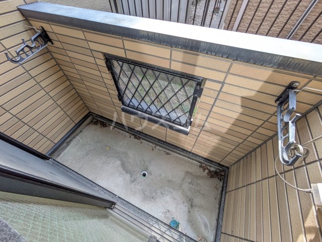 15/26 バルコニー