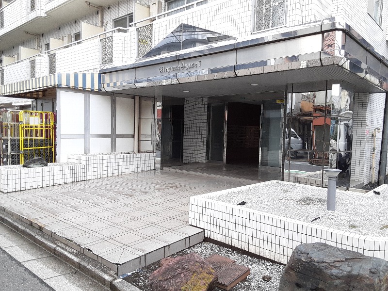 2/6 エントランス