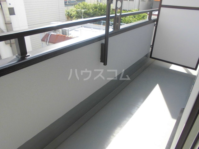 21/30 バルコニー
