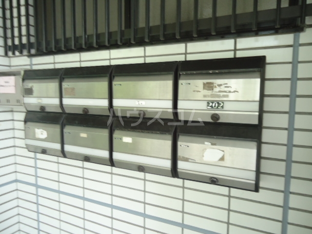 18/24 エントランス