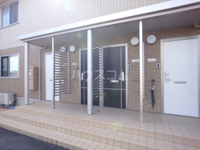 17/28 エントランス