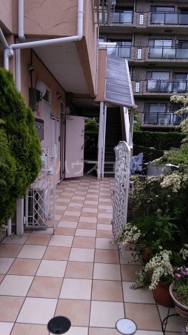 2/7 エントランス