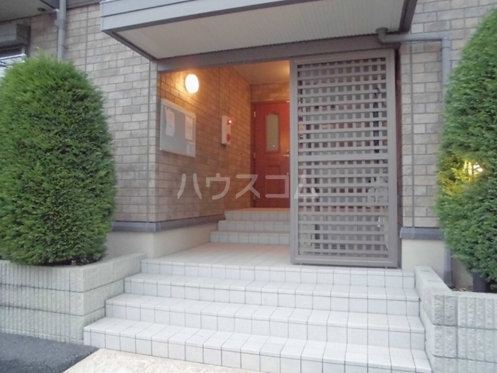 2/4 エントランス