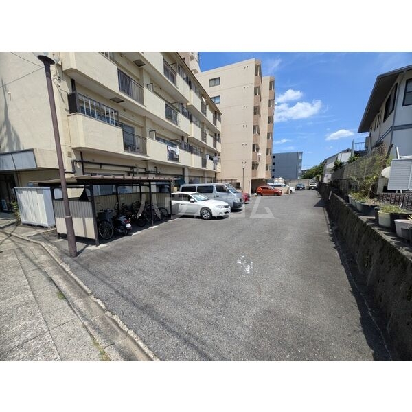 19/24 駐車場