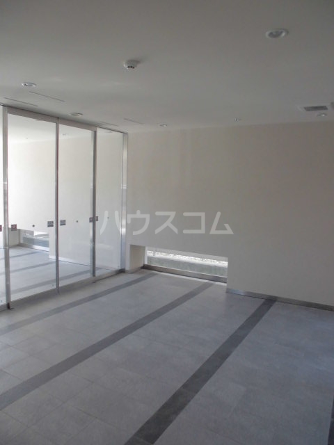 22/30 エントランス