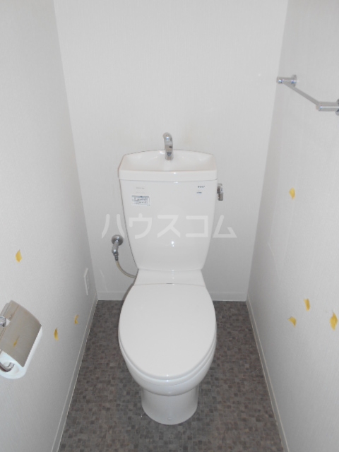 13/30 トイレ
