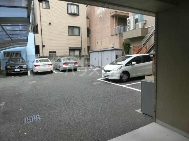 17/24 駐車場