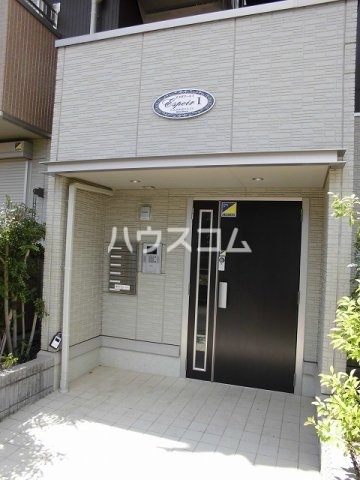 13/19 エントランス