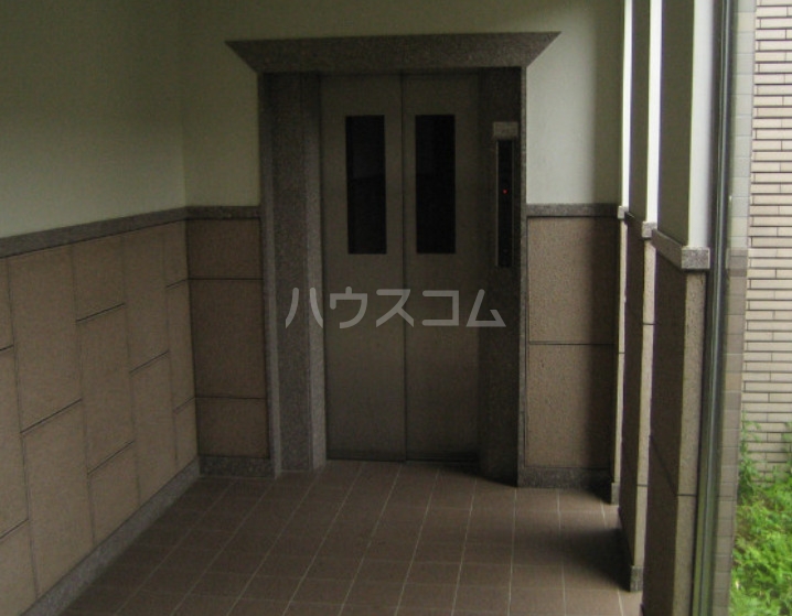 14/24 エントランス