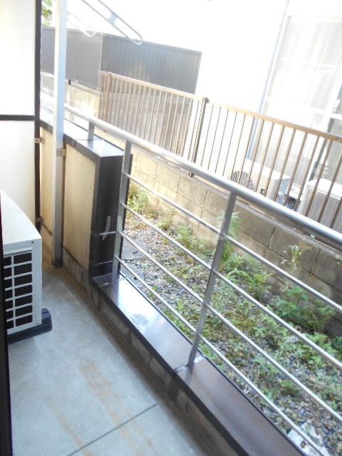 16/27 バルコニー