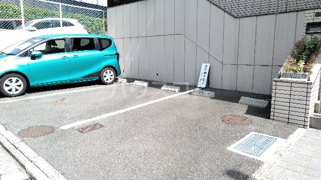 19/24 駐車場
