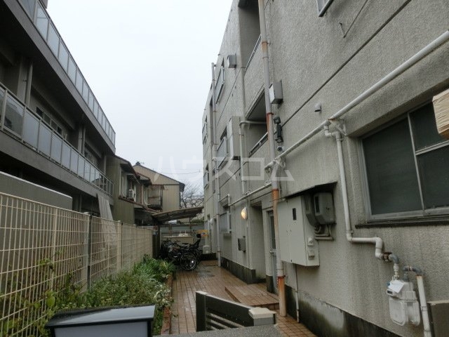 19/28 エントランス